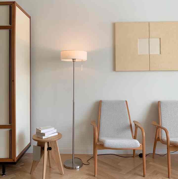 Moduly round フロアランプ［2色］