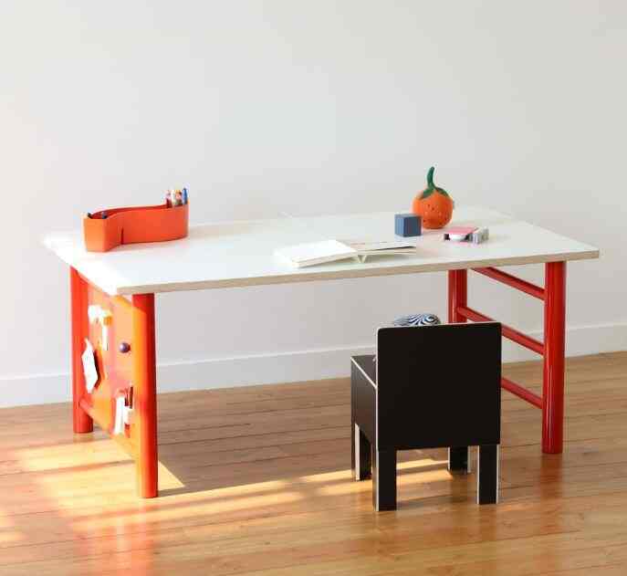 MANY テーブル［3色・3種］