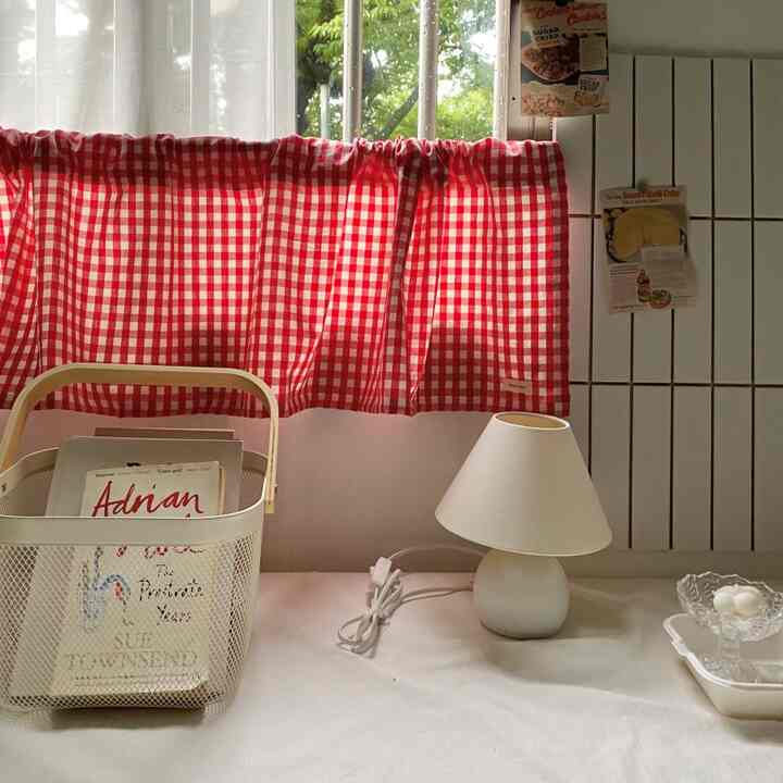 check balance キッチン 小窓カーテン 