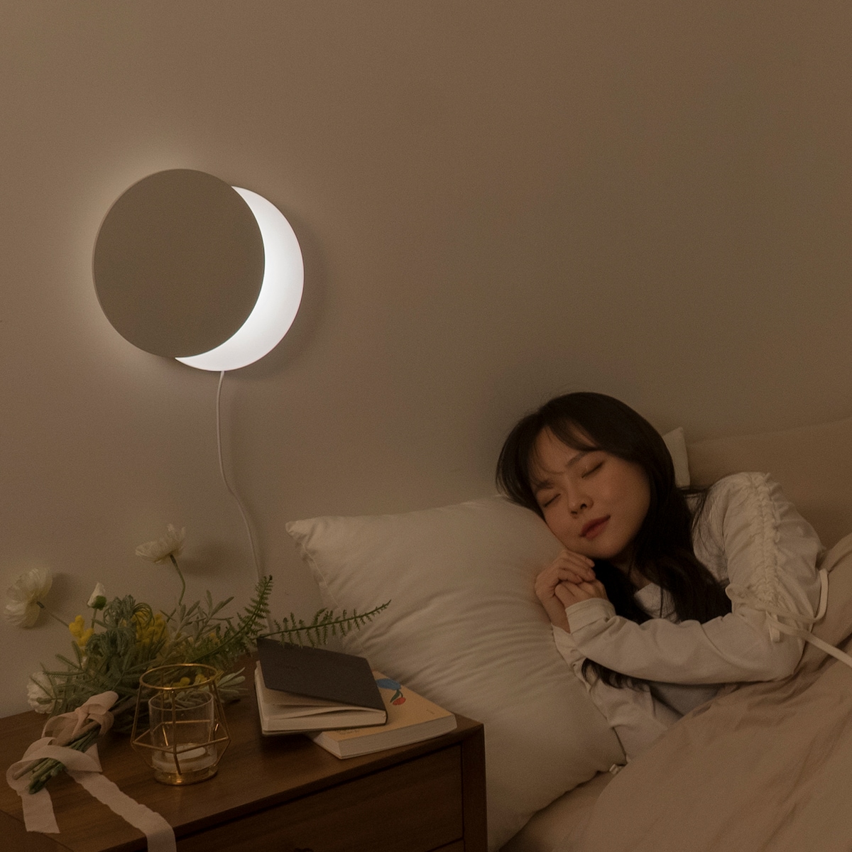 콤파네로 벨라루나 벽걸이 달 무드등_4colors
