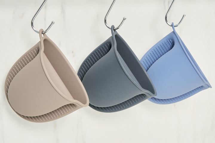 홈하우스 브로니 국산 실리콘 냄비 손잡이 주방 오븐 내열 장갑 2P세트