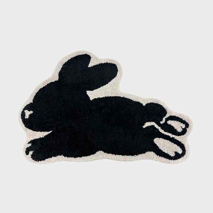 Black bunny マット