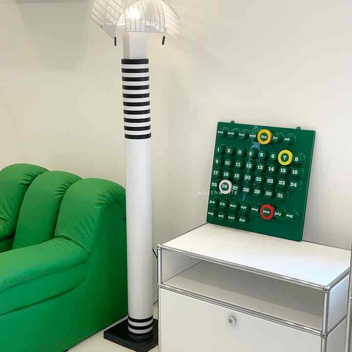 Perpetual Ring-A-Date Wall Calendar (2 colors)