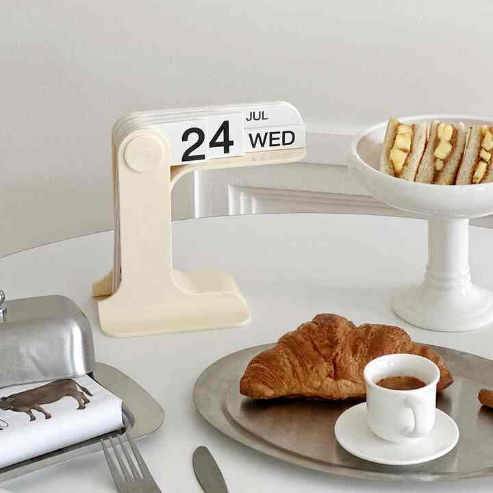 デスクカレンダー