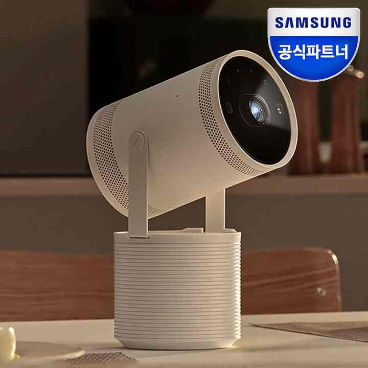 The Freestyle 2nd Gen with Gaming Hub FHD HDR Smart Portable Projector SP-LFF3CLAXXZA