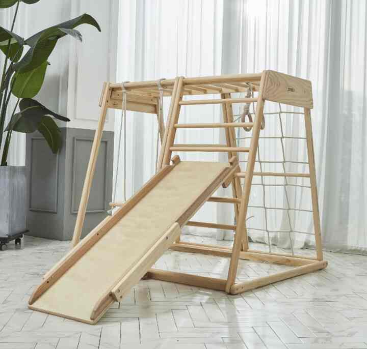 室内ジャングルジム 木製すべり台