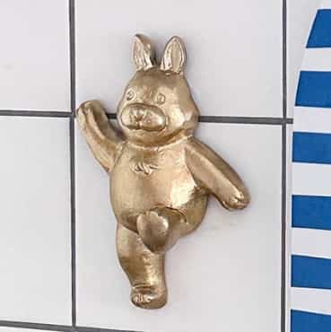 Hola bunny wall hook