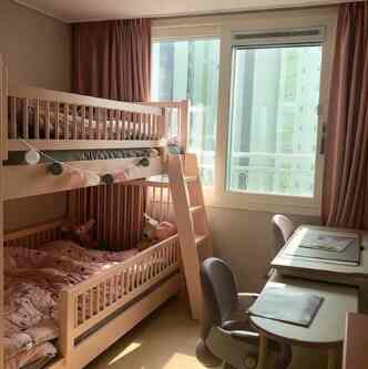 エルビス 2段 ベット