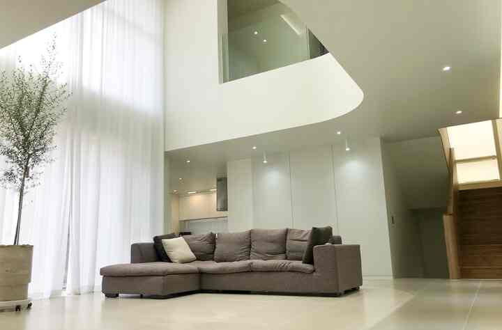 🇰🇷 高い天井と曲線で美術館のような邸宅