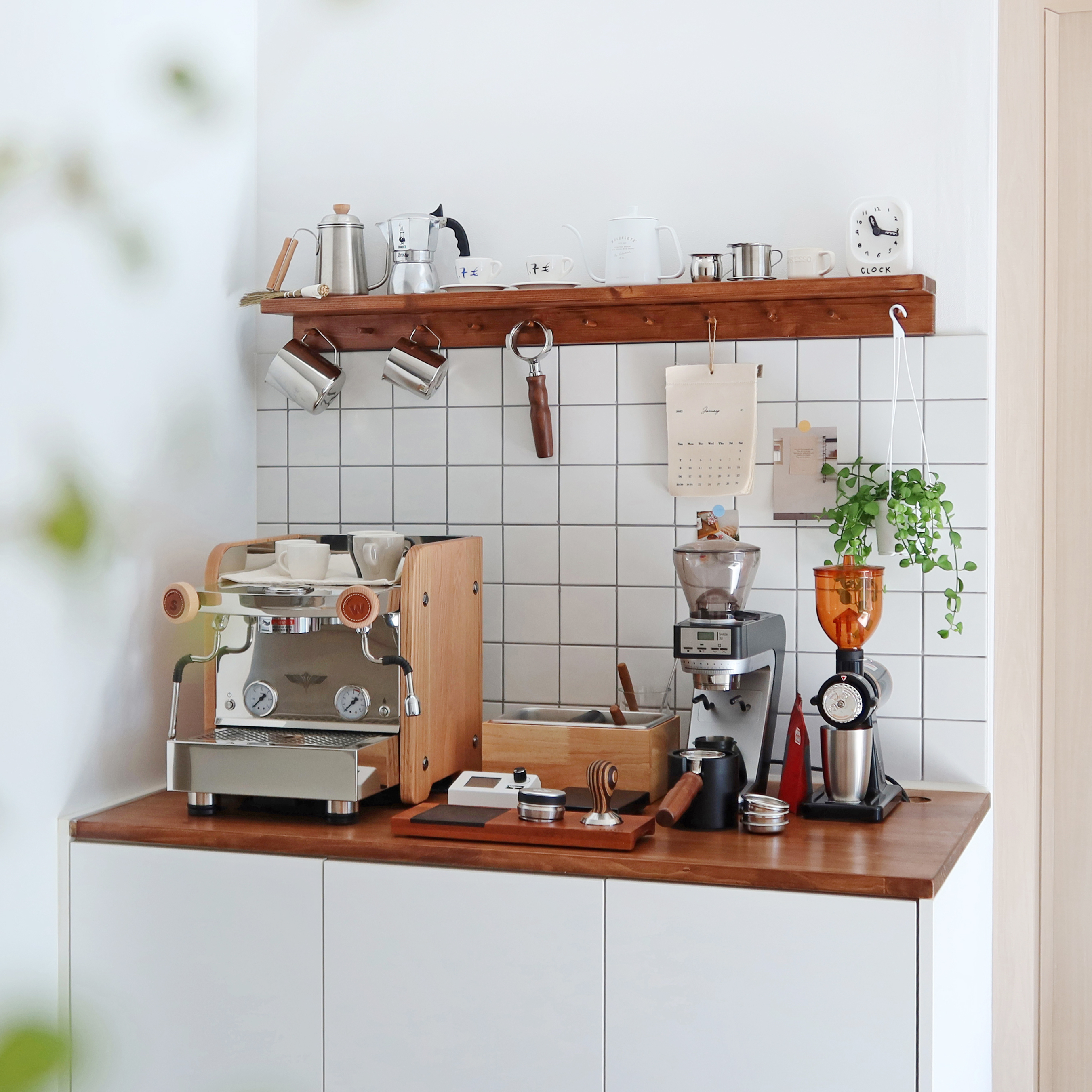 과감하게 철거한 냉장고장! 결과는?예쁜 홈카페 탄생☕ 