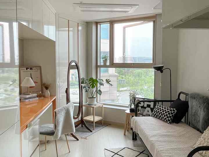 🇰🇷 ポイントはオレンジ色の家具🧡三角形のワンルーム