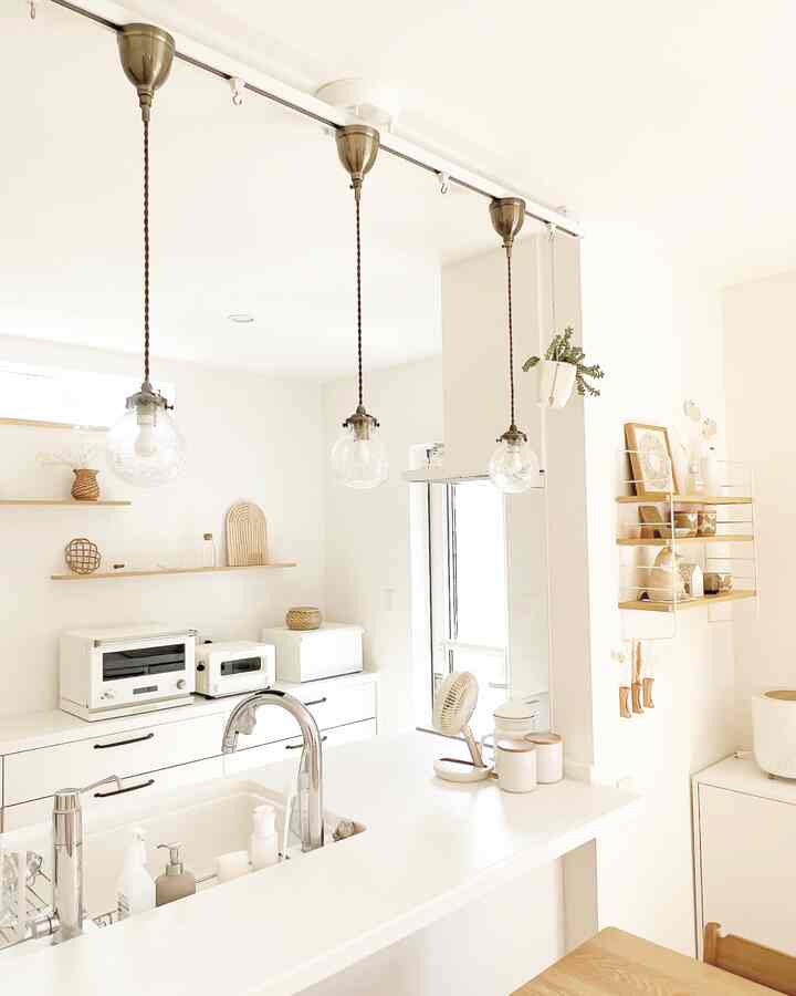 🇯🇵 猫も暮らしやすいwhite×woodのマイホーム