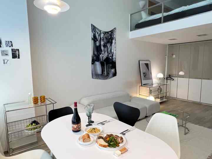 🇰🇷 センスフルな配色！調香師のロフト付き部屋