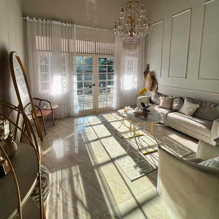 Renovasi Rumah Modern Classic