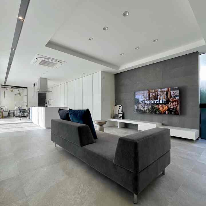 🇯🇵 “上品でスタイリッシュ”を目指したグレーハウス