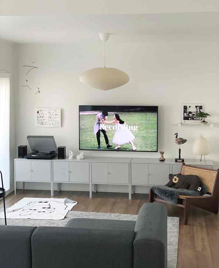 🇯🇵 モノトーン×ナチュラルな2LDKリノベマンション