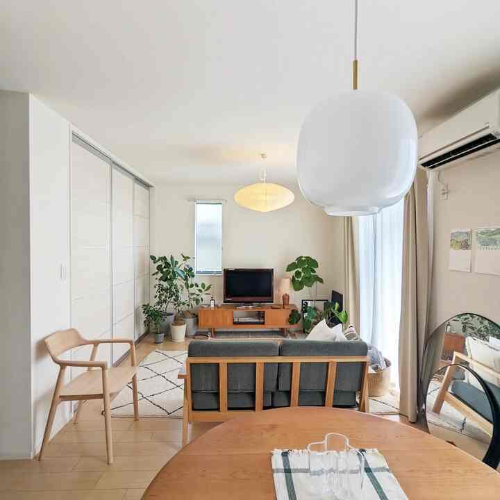 🇯🇵 2LDK賃貸二人暮らし：ライフスタイルに合わせた心地よい物量を