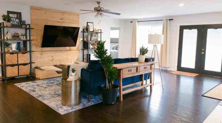 Recommendations on creating cohesion through symmetry and color