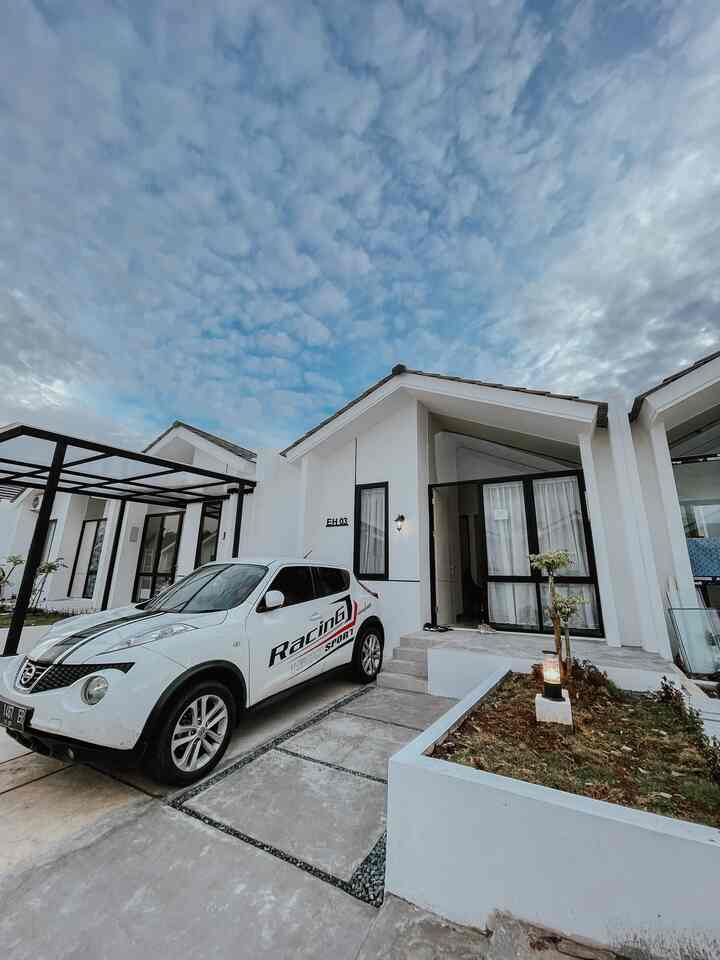 Rumah Cluster Tempat Belajar