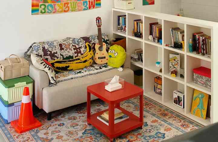 Rumah Kecil ala Bauhaus di Cluster