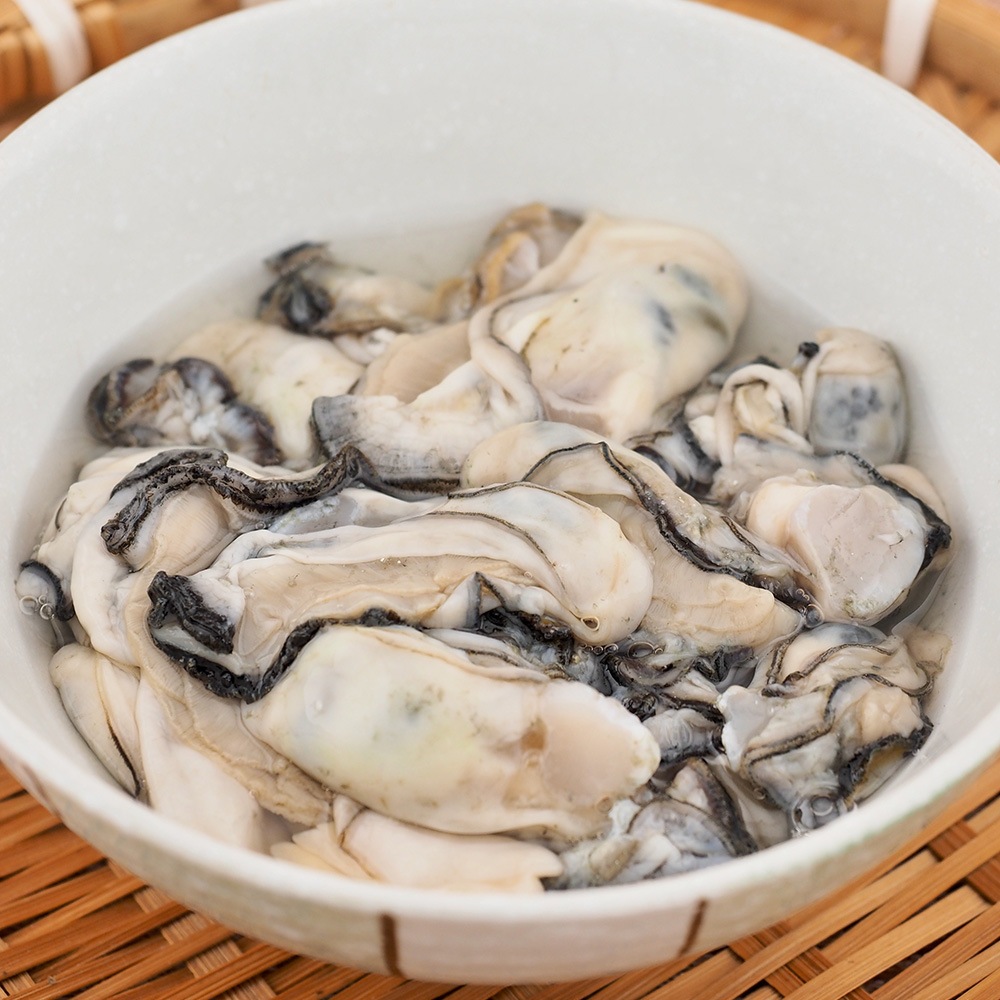 원더랜드 [당일조업] 통영 산지직송 햇 생굴 2kg(+ 완도 매생이 350g 증정)
