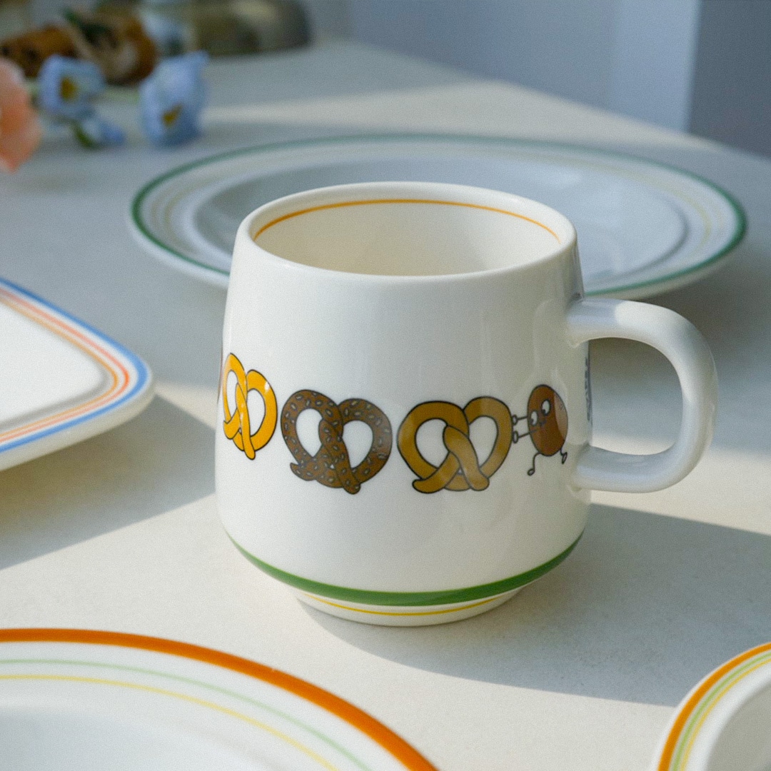 에시카창고 이피 프레츨 커피 라떼 스프 머그잔 컵 320ml 귀여운 홈카페 집들이선물 메이플