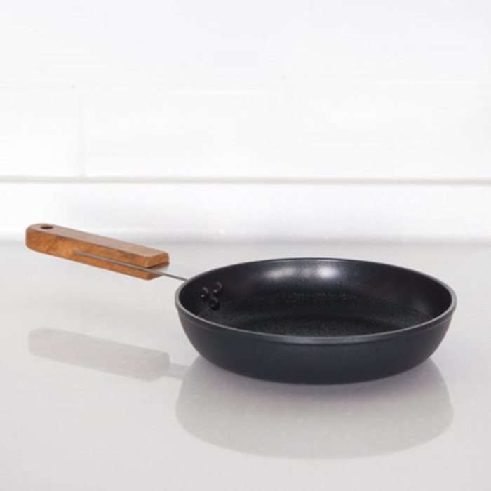 오슬로 오슬로 IH인덕션 겸용 프라이팬 20cm