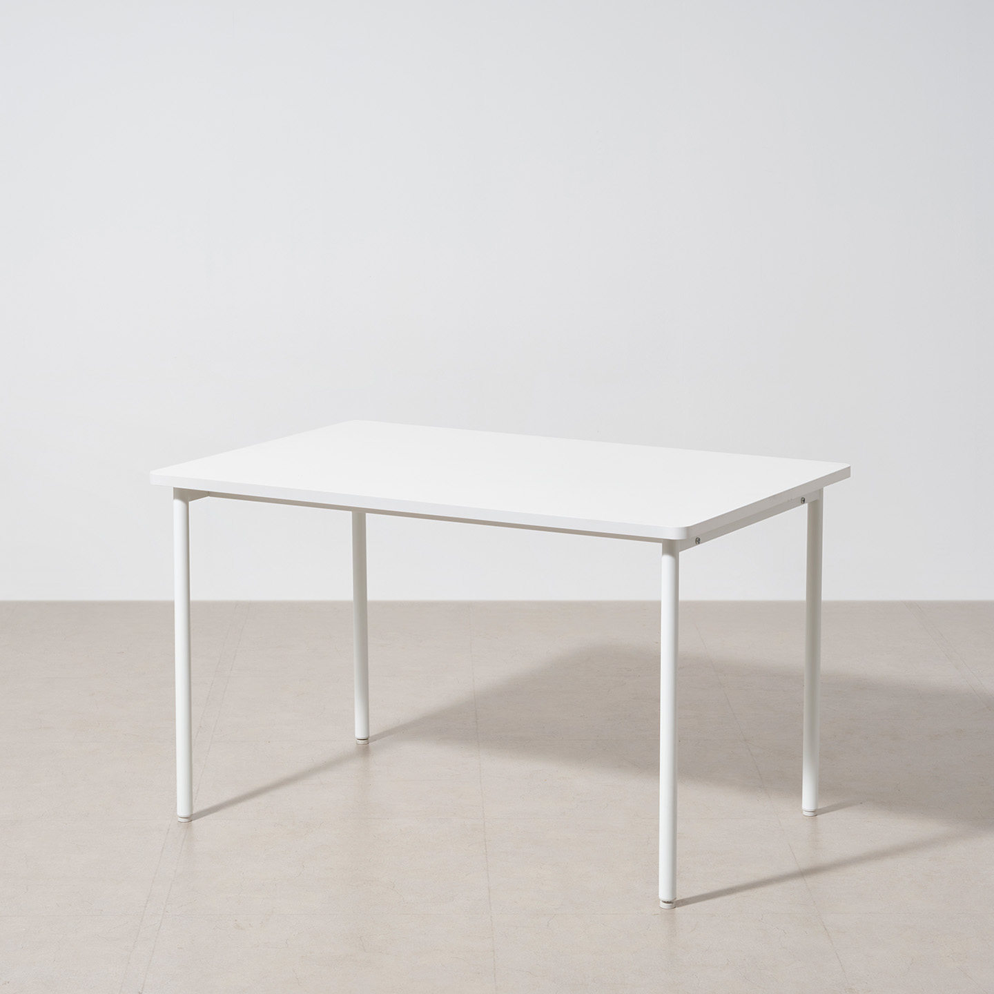 오늘의집 layer basic / 바른 책상, 일반/콘센트형, 3colors, 1000/1200/1500 - (일반형) 1200800_화이트
