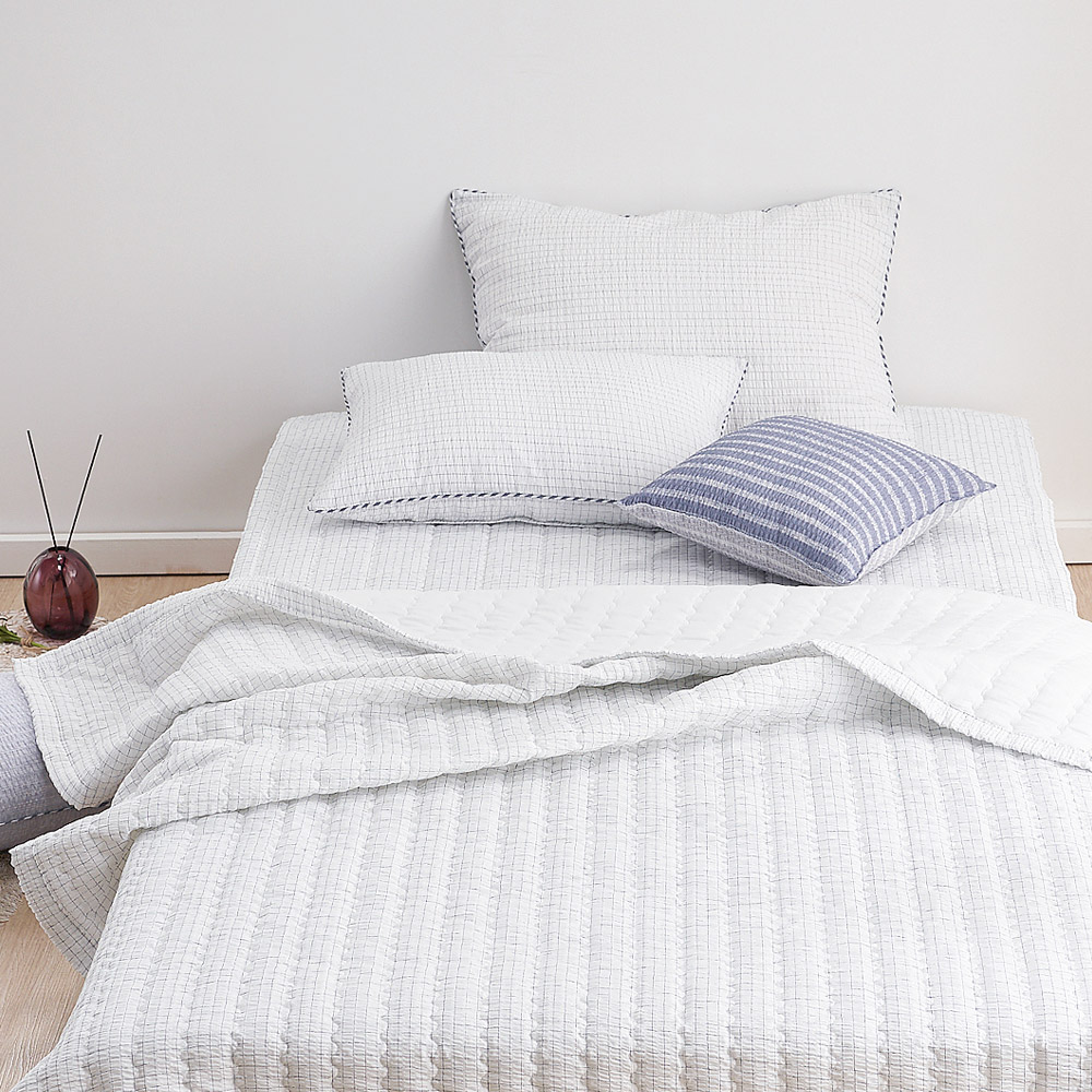 베드앤데코 엣지 시어서커 여름누비이불 세트 - 누비이불+카펫+베개커버세트 SS_엣지화이트