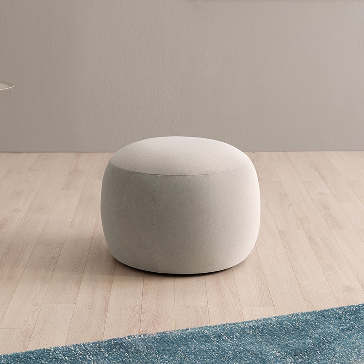 에싸 볼레 미니 1인 리브 패브릭 스툴 