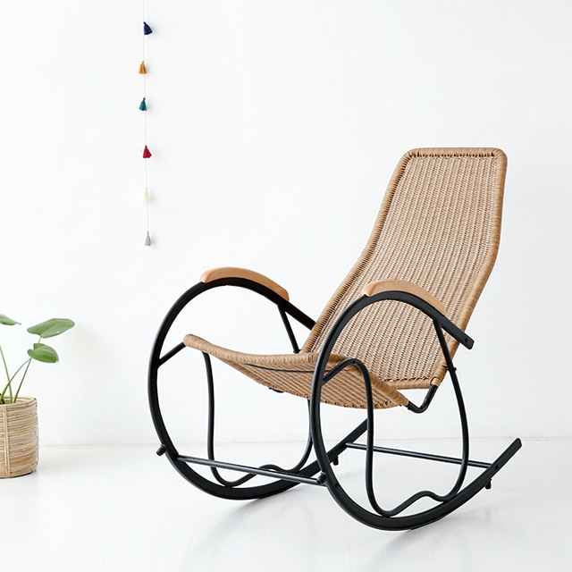 마켓비 알로타 흔들의자 라탄 VS9009 