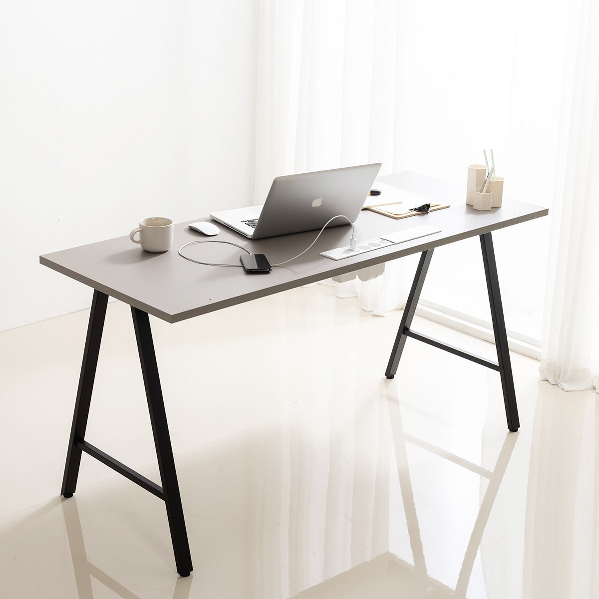 [신상품] 리바트 프레일 1500 콘센트형 일자책상