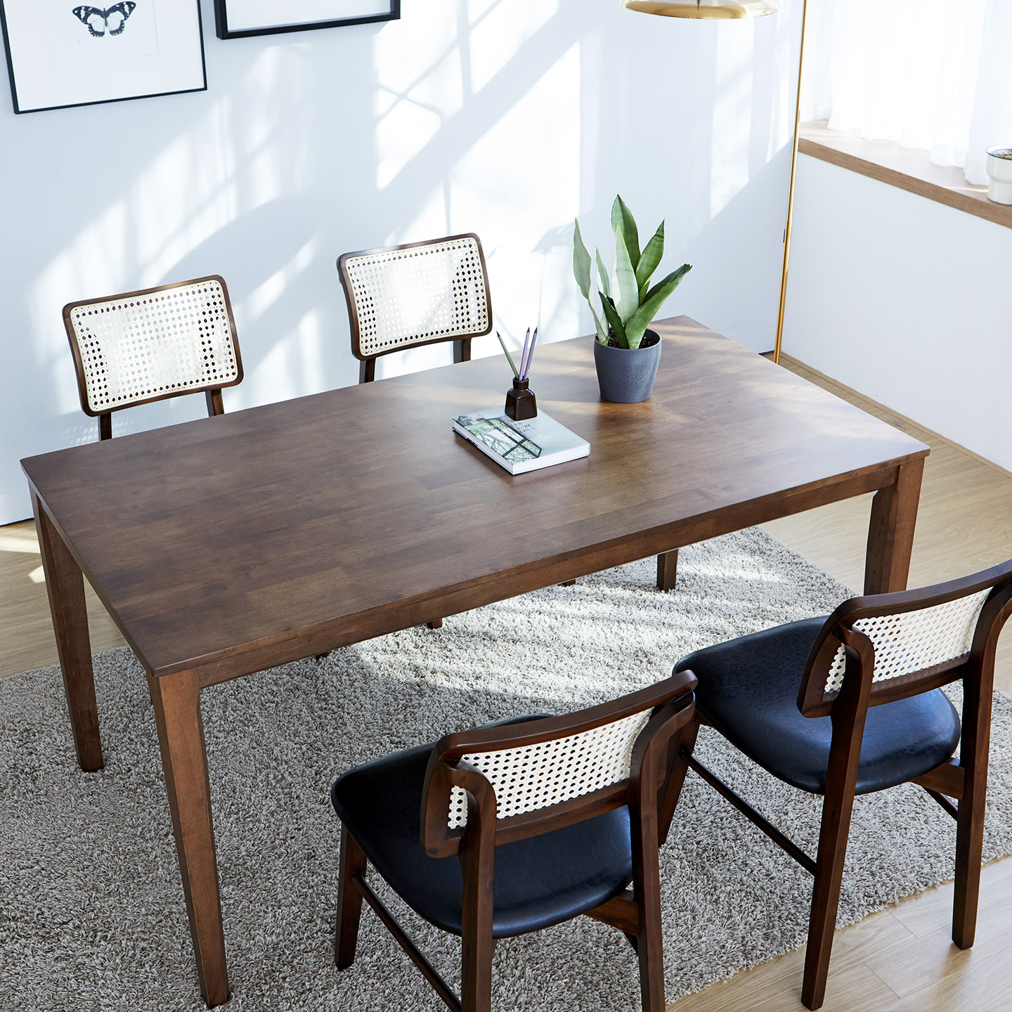 [중고] 베스트리빙 [리퍼]루마니아 6인 고무나무 원목식탁 테이블 2colors