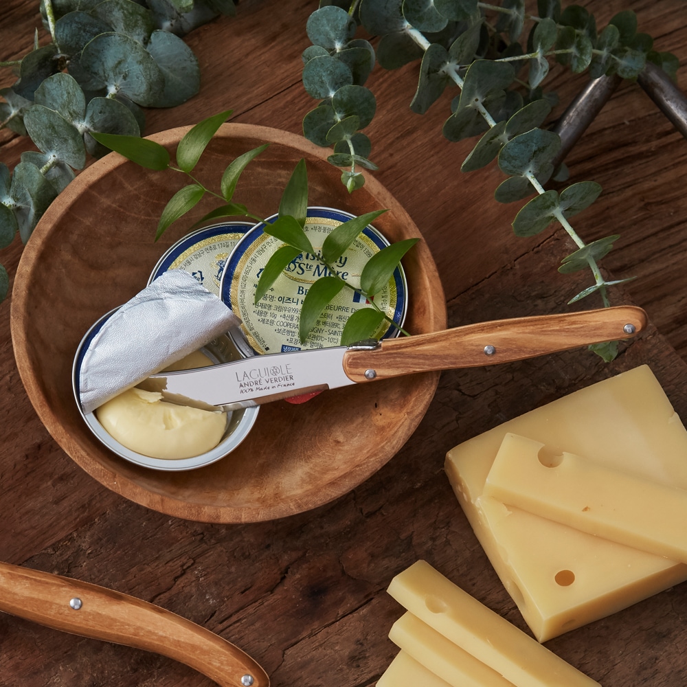 안드레베르디에 라귀올 올리브우드 버터나이프