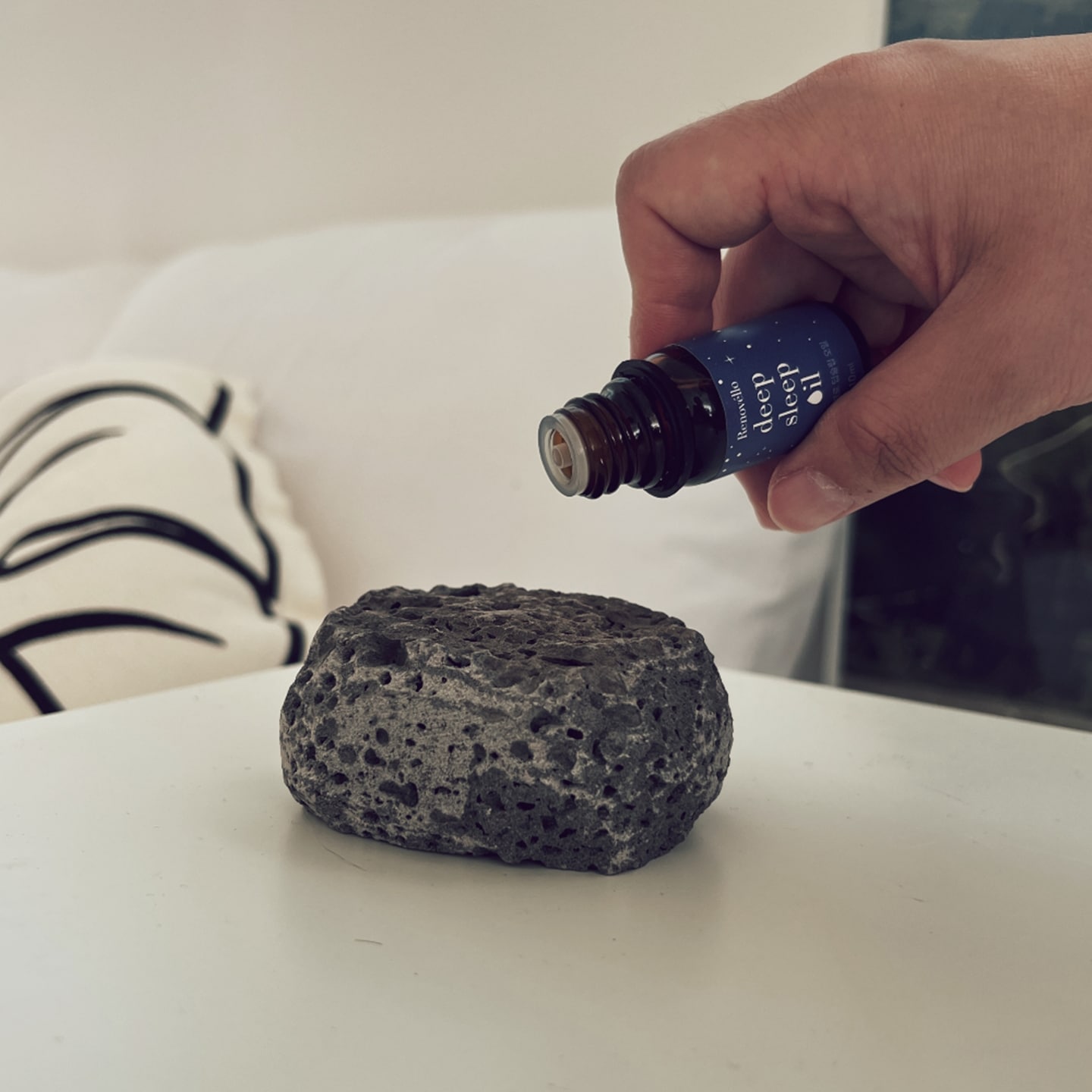 [신상품]레노벨로 제주 천연 현무암 아로마 오일 스톤 에센셜 오일 발향 소품