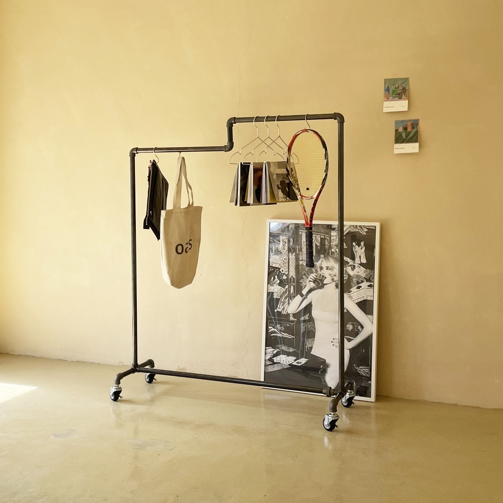 [신상품] 본드팩토리 오리지널 계단 행거 이동식 파이프 철제 매장 맞춤제작