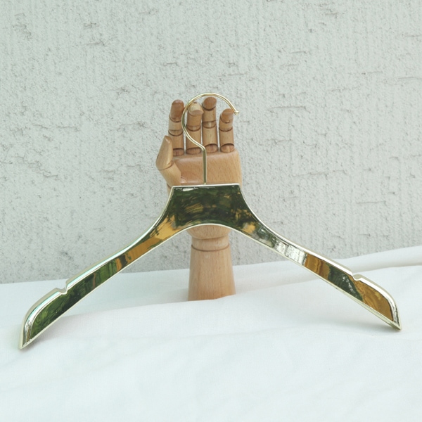 [신상품] 코코디피 20개묶음 골드 상의걸이 옷걸이 금 나와라 뚝딱 플라스틱 옷가게 의류 매장용 옷거리 행거