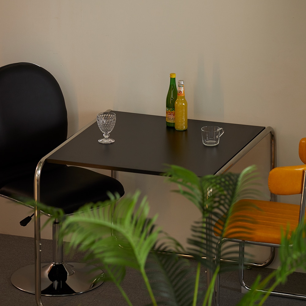 16piece ミッドセンチュリー ダイニングテーブル 80cm［6色］ イエロー