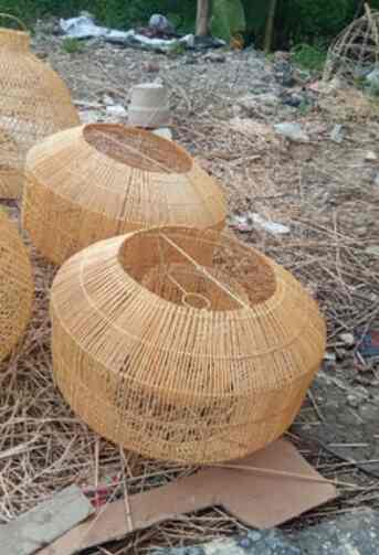 Kap Lampu Gantung Anyaman