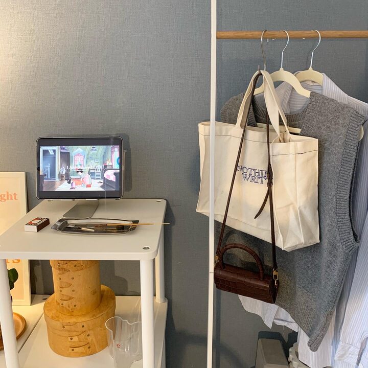 short form carousel card thumbnail