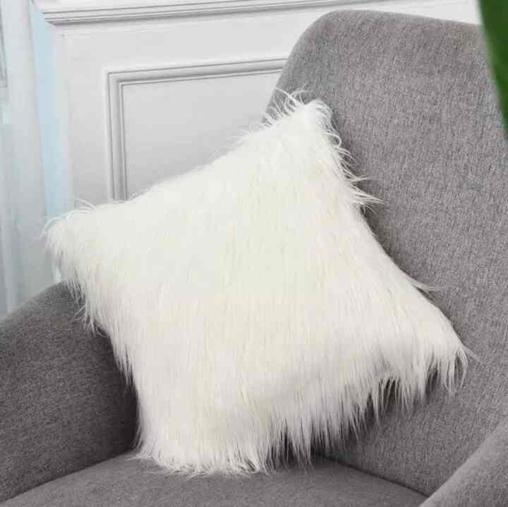 Sarung bantal bulu 40x40