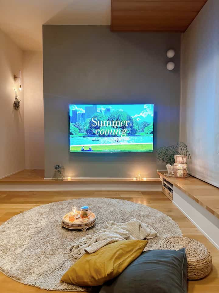 少し前のリビングです🌿
カーペットが秋冬仕様なので、そろそろ替えようと思います🕯️✨
お部屋の明るさを落として過ごす夜が好き♡
#リビング #living #hygge