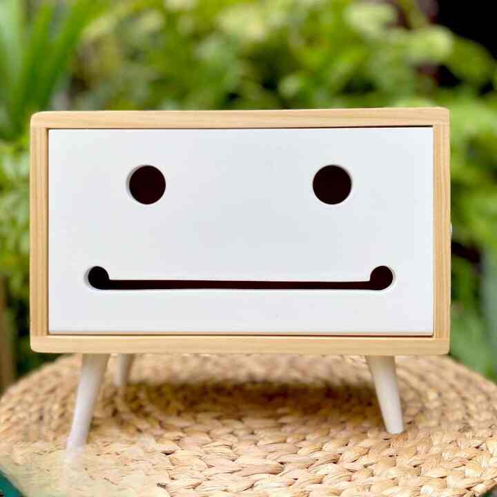 Kotak Tisu Smile