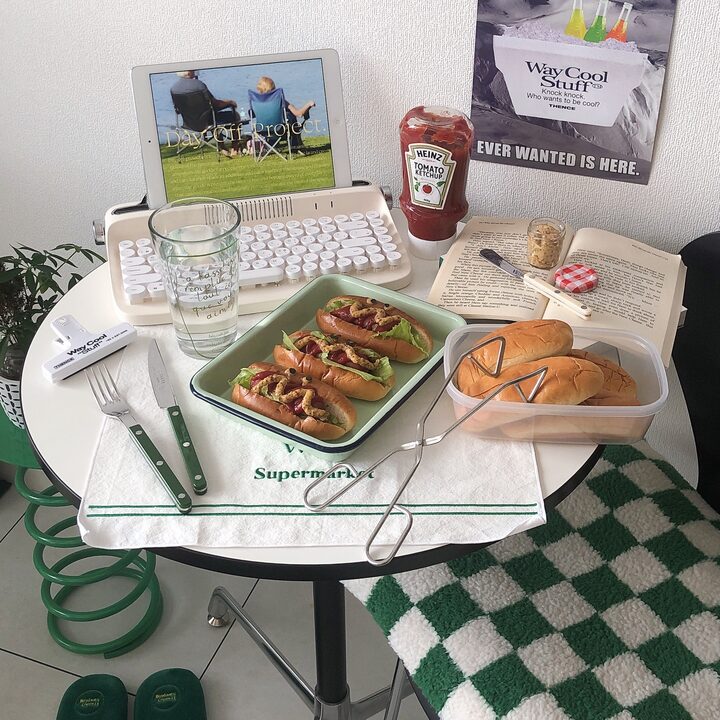 short form carousel card thumbnail