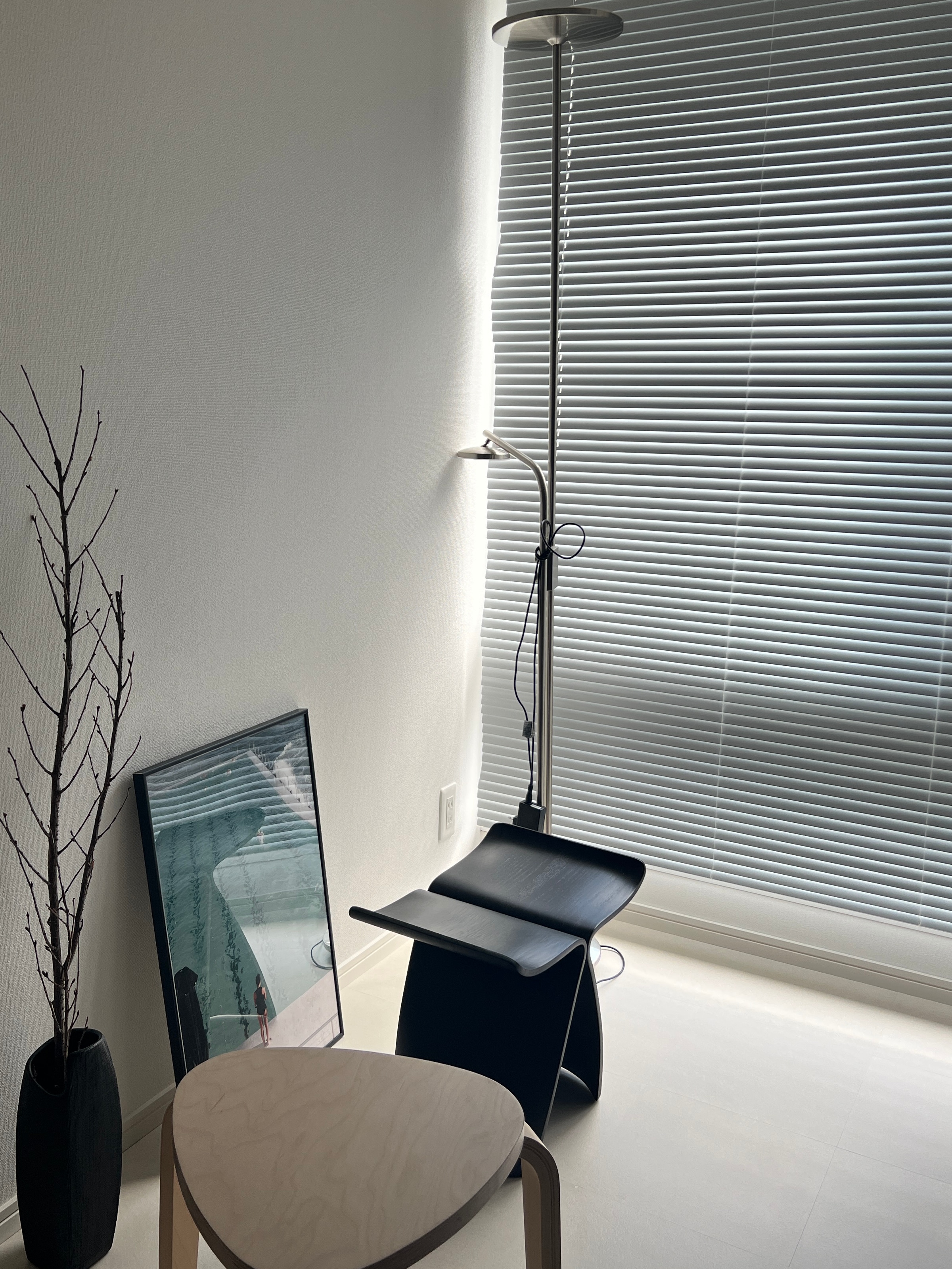 IKEA ISJAKT イスヤクト LEDフロアアップライト/読書ランプ Amazon.co.jp: IKEA (イケア) ISJAKT/イスヤクト：LEDフロア
