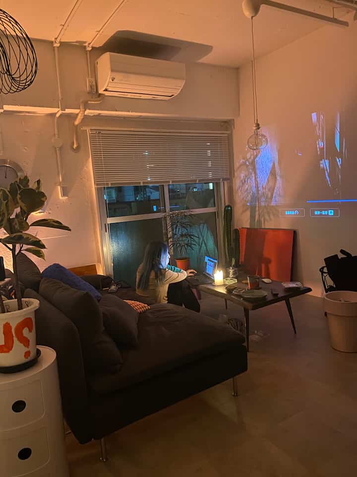 🩸🩸🩸

#ikea #hay #haydesign #interior #interiordesign #myroom #goodmyroom #concrete #colorful #oneroom #bigoneroom #interiorstyling #livingroom #flower #flowerbase #designers #art#room #観葉植物 #花 #花器 #間接照明 #コンクリート #打ちっ放し #2人暮らし #デザイナーズ#Big one room #フルイドアート #レジン