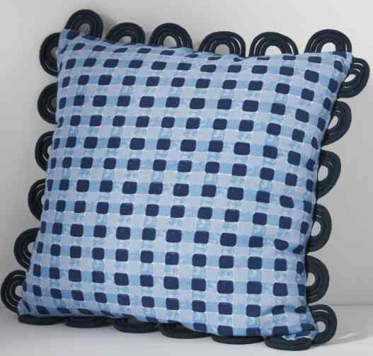gingham capri pillow
