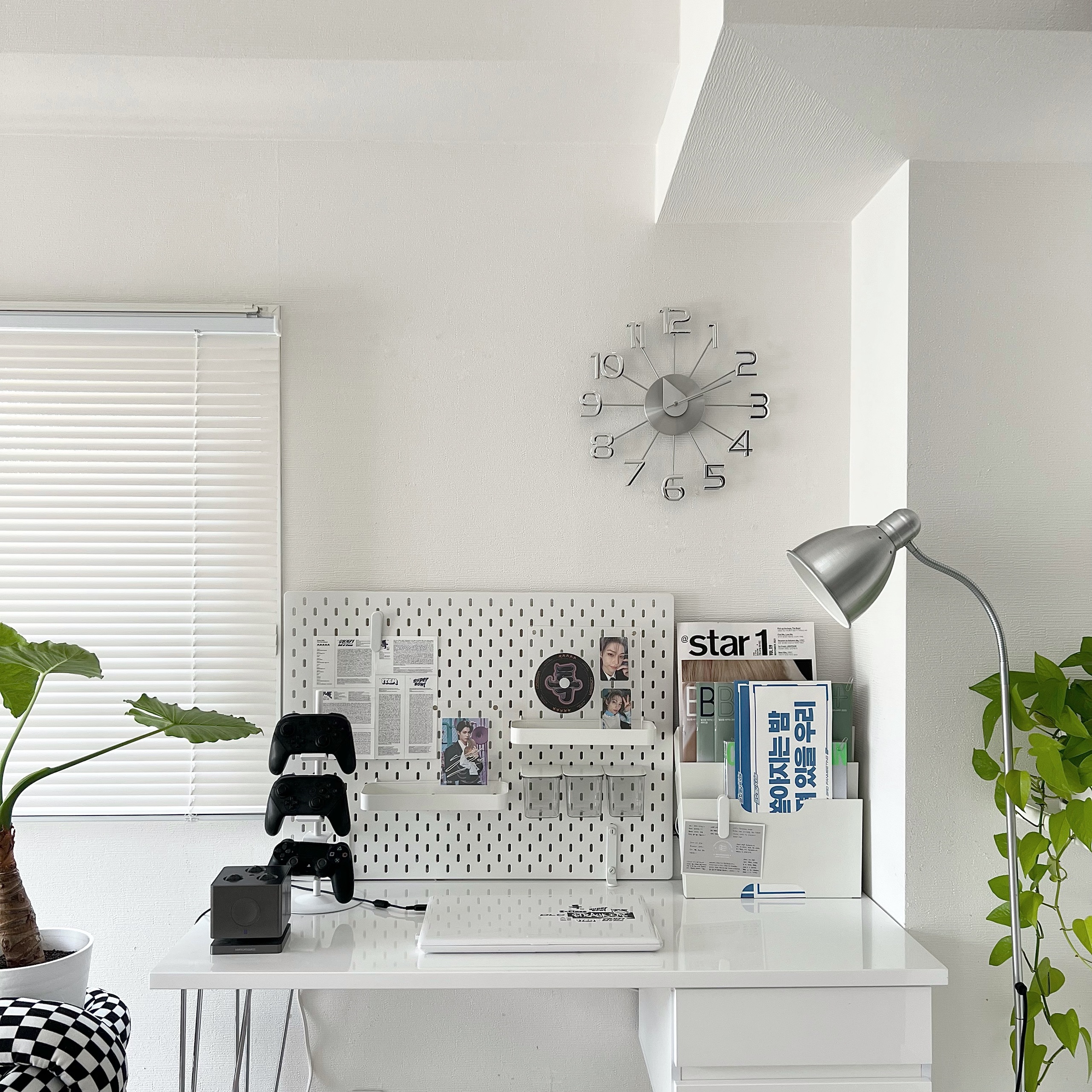 IKEA SKÅDIS スコーディス 有孔ボード 自立タイプ | デスク周り | Ohouse