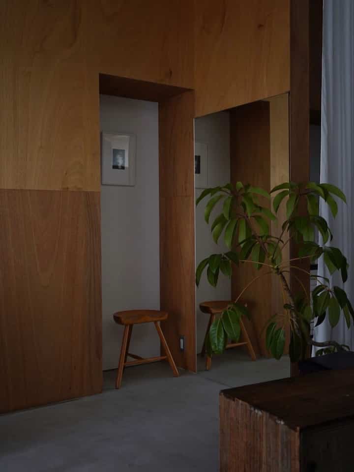 #ラワン合板
大型鏡はセルフで設置しました◎