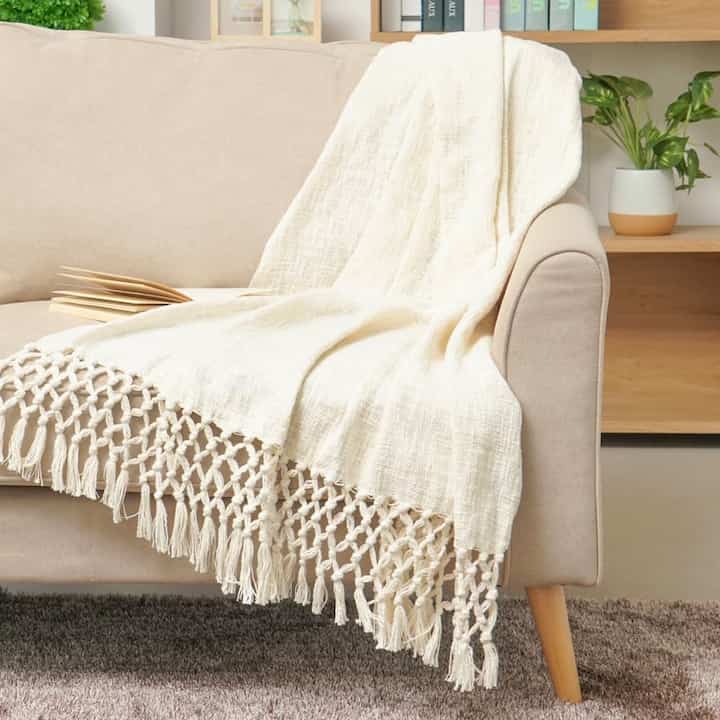 Indi Selimut - Ivory